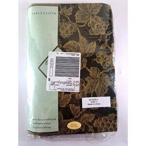 NEW Damask Tablecloth Oblong Grape Harvest Brown Formal Elegant Dining 60x84
